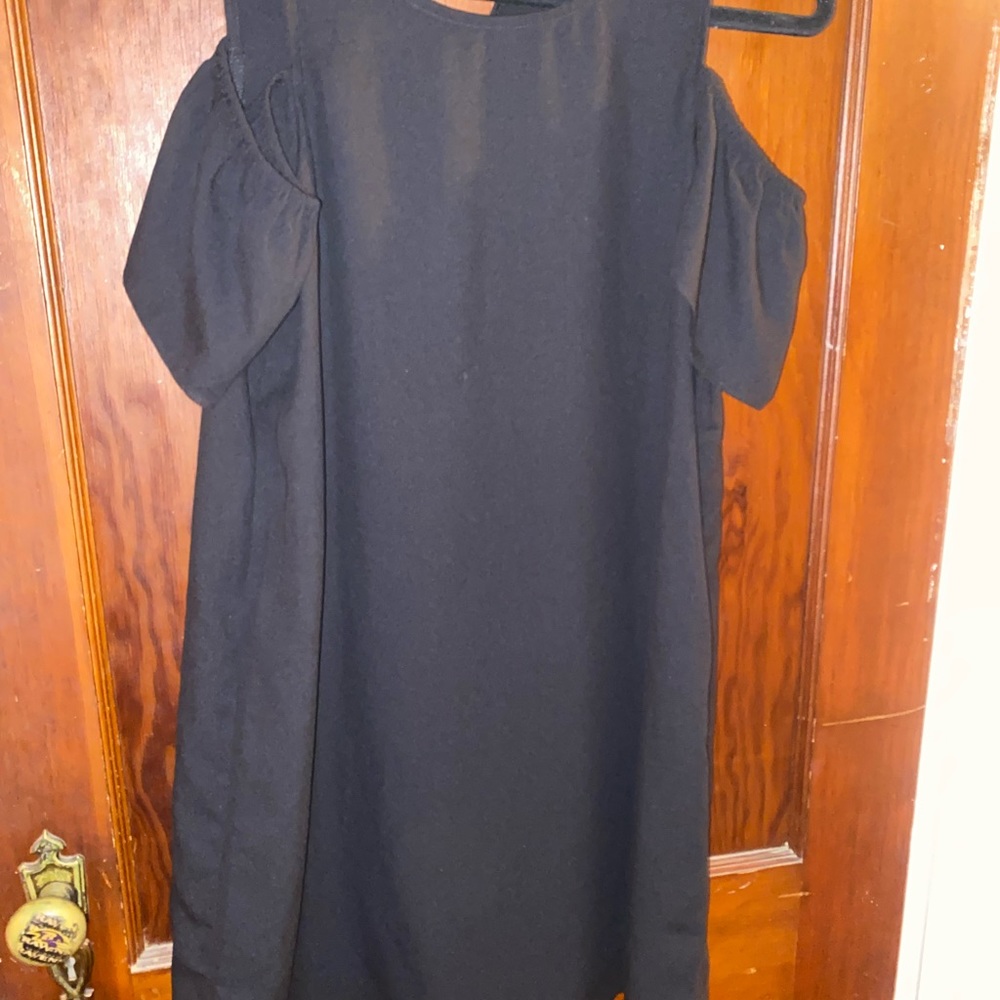 Express- black dress